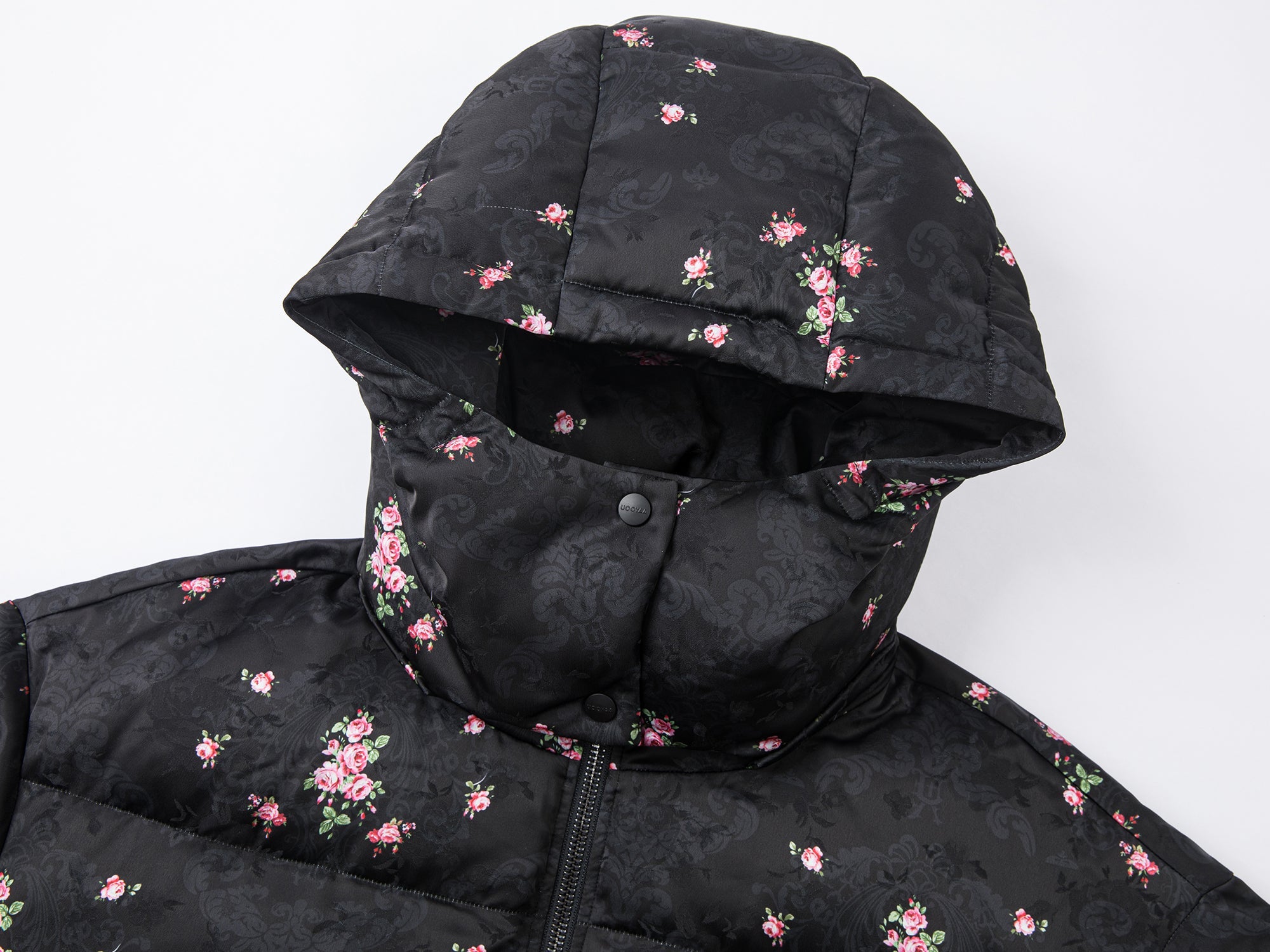 The European wallpaper-inspired floral puffer