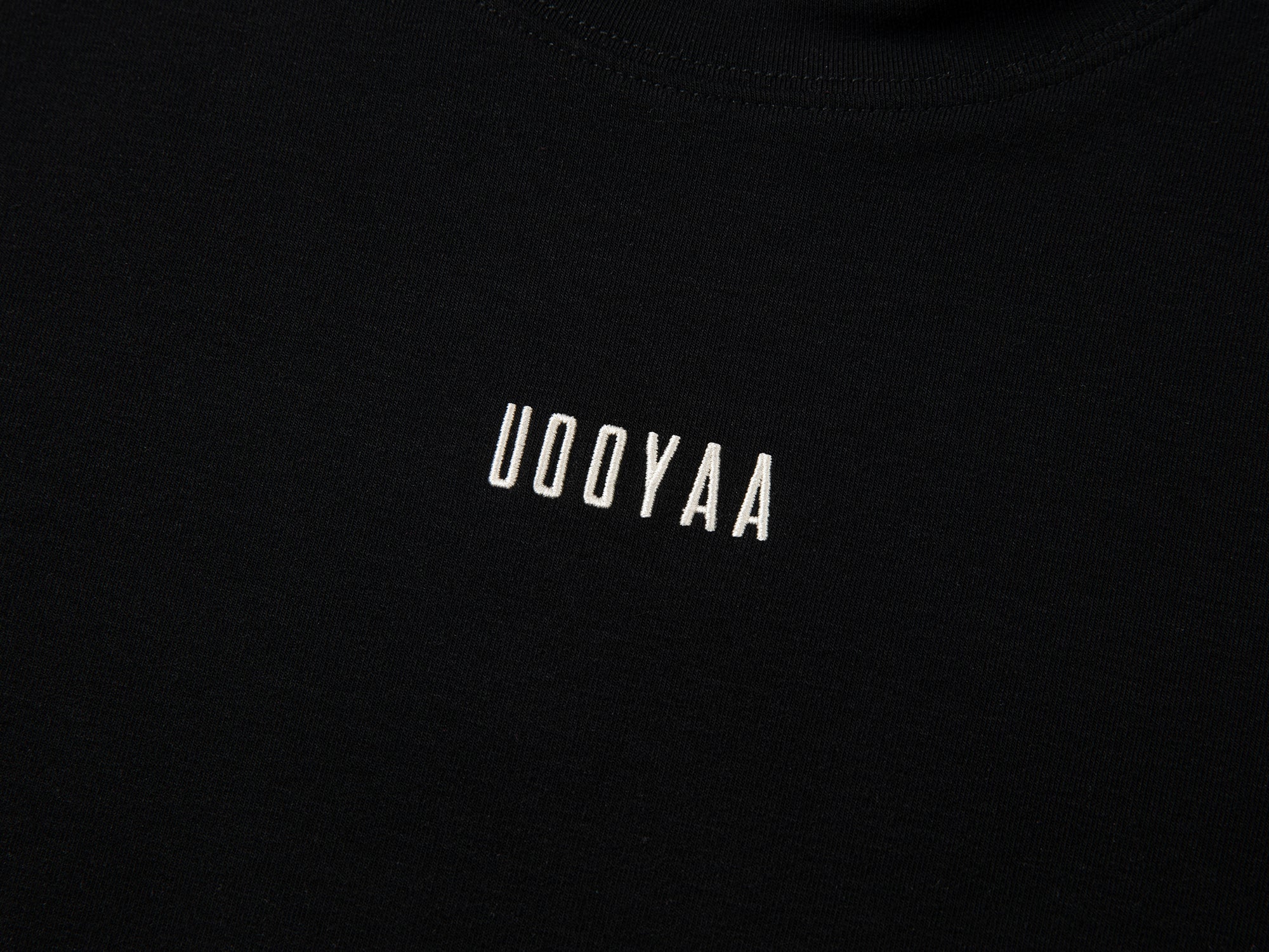 Contrast logo embroidered stand collar pullover