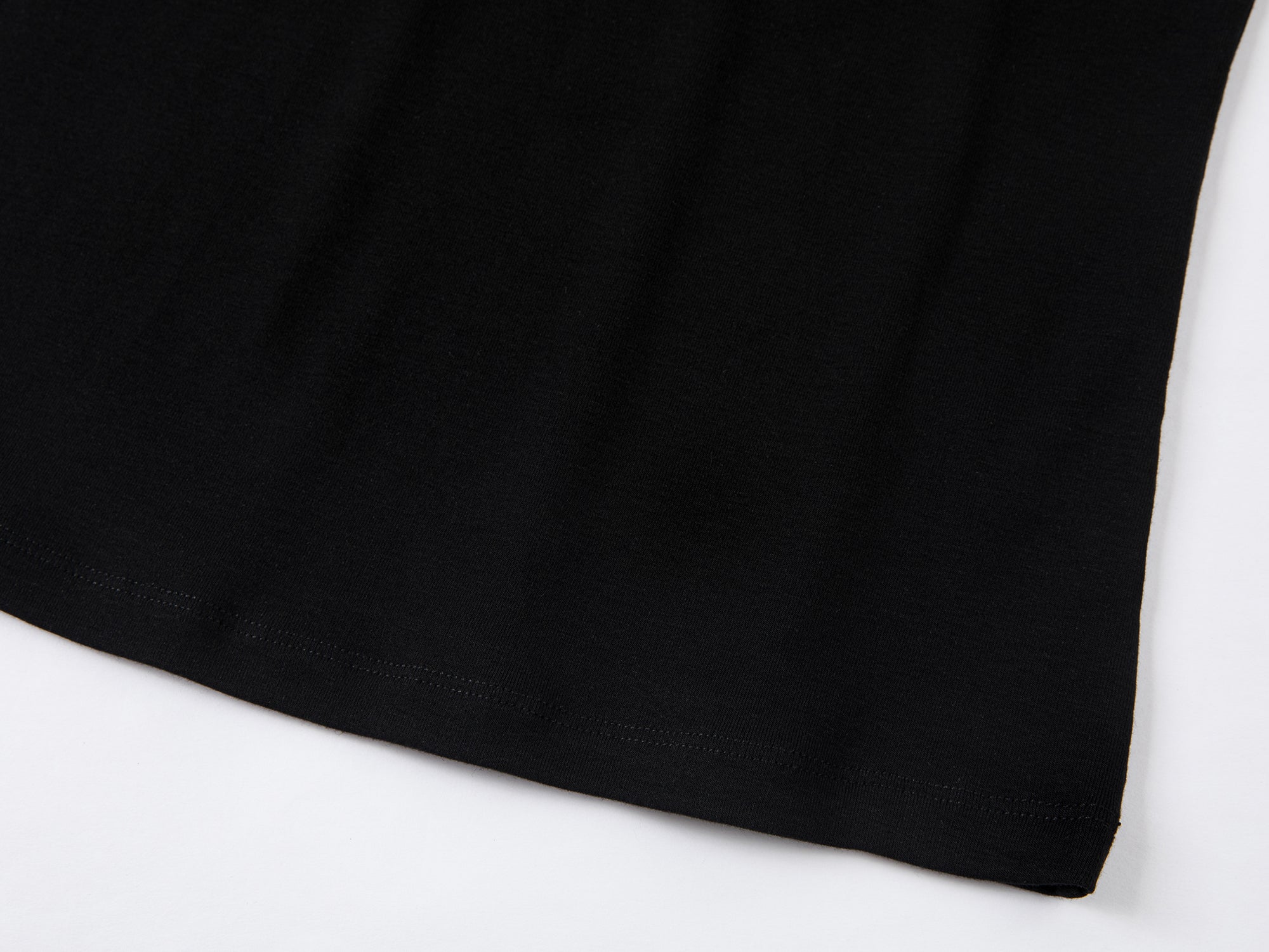 Contrast logo embroidered stand collar pullover