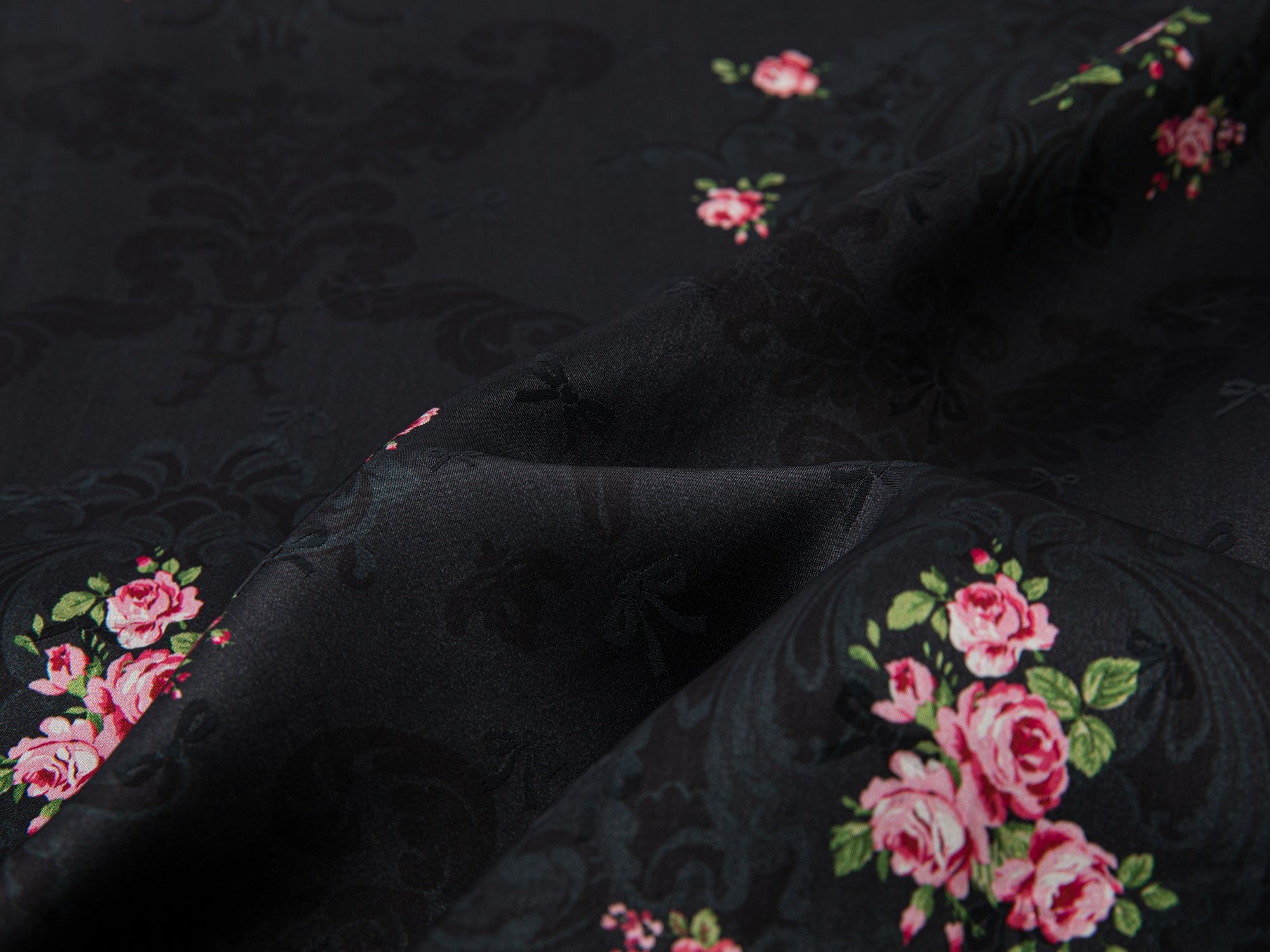 The European wallpaper-inspired floral lace slip dress