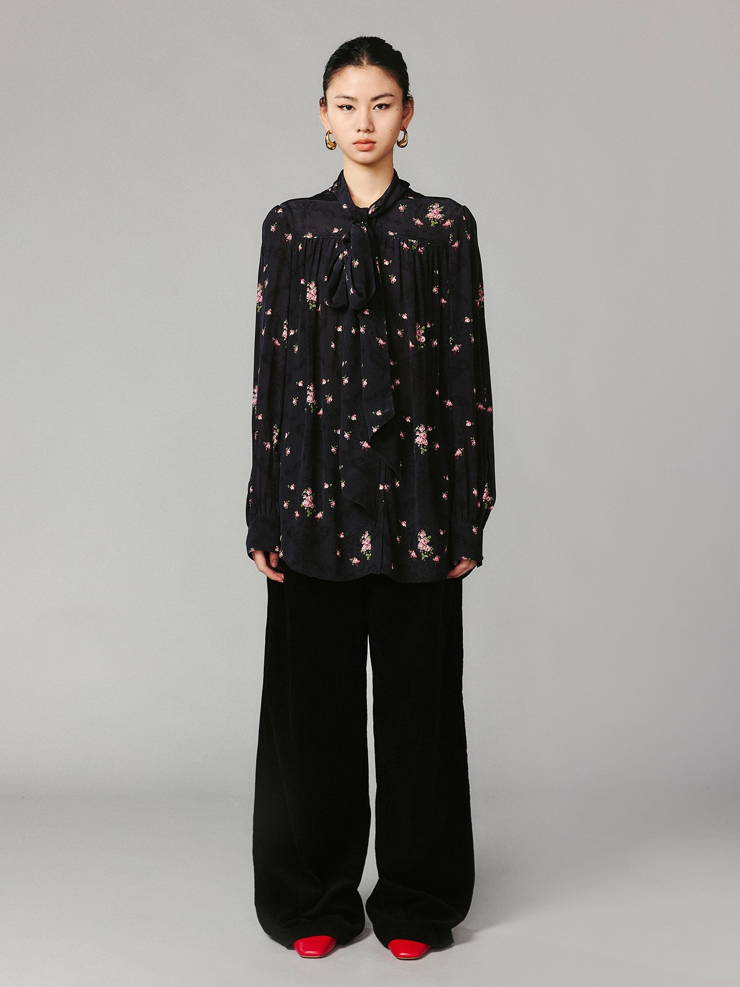 Corduroy double-pleated wide-leg pants