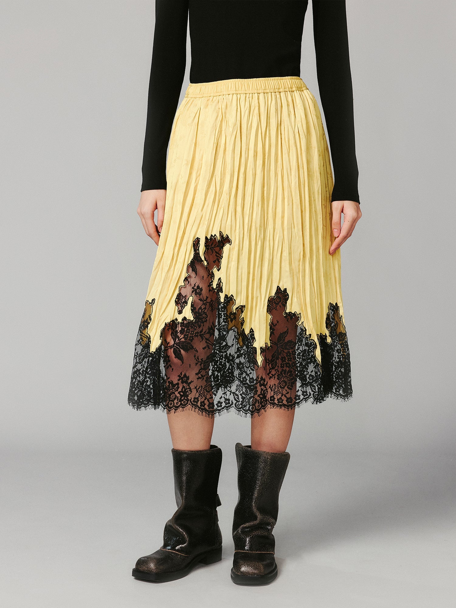 Satin jacquard lace skirt