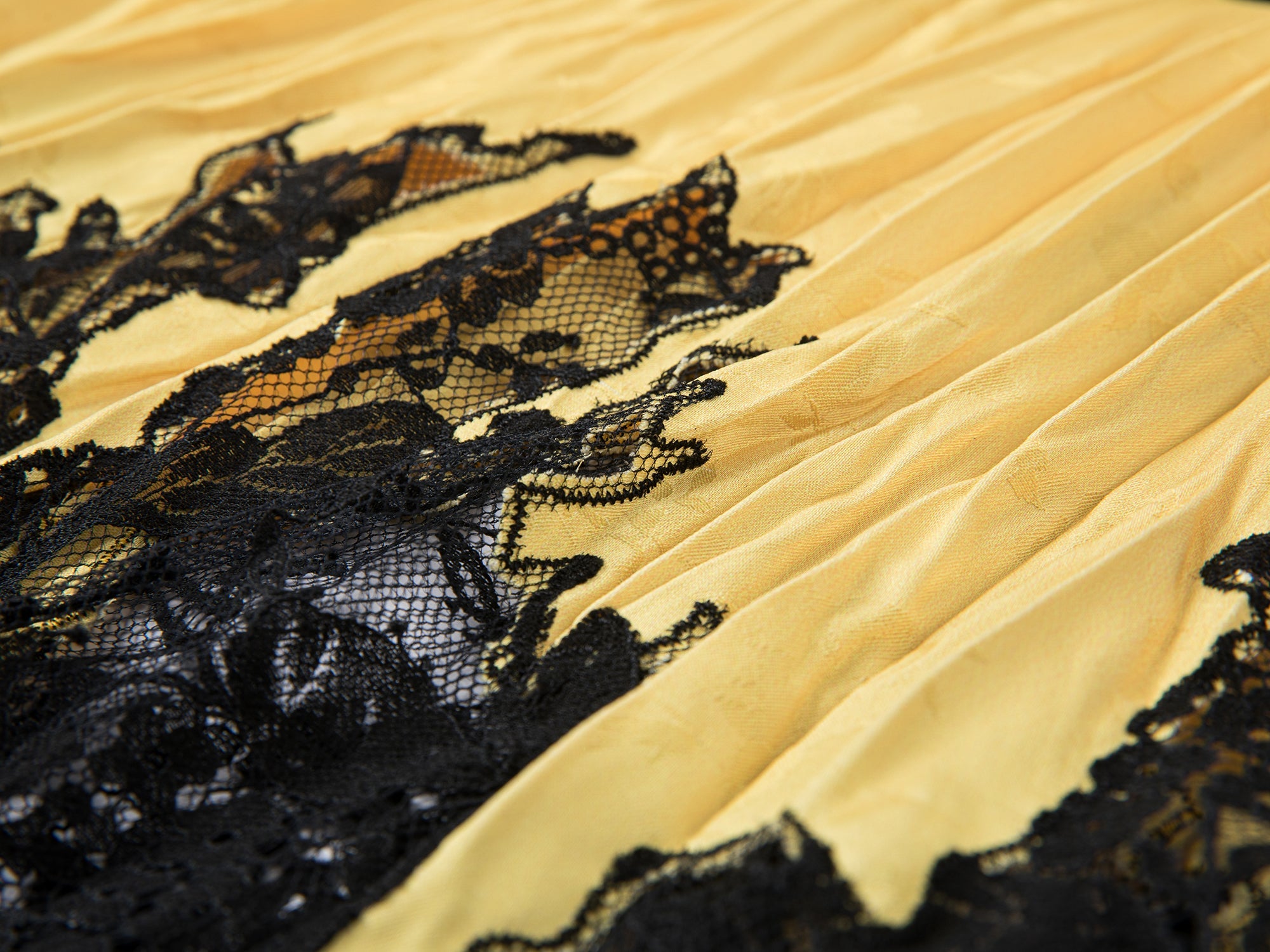 Satin jacquard lace skirt