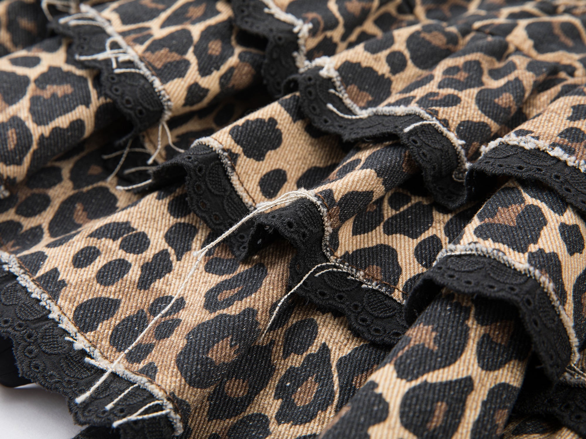 Leopard print ruffle skort