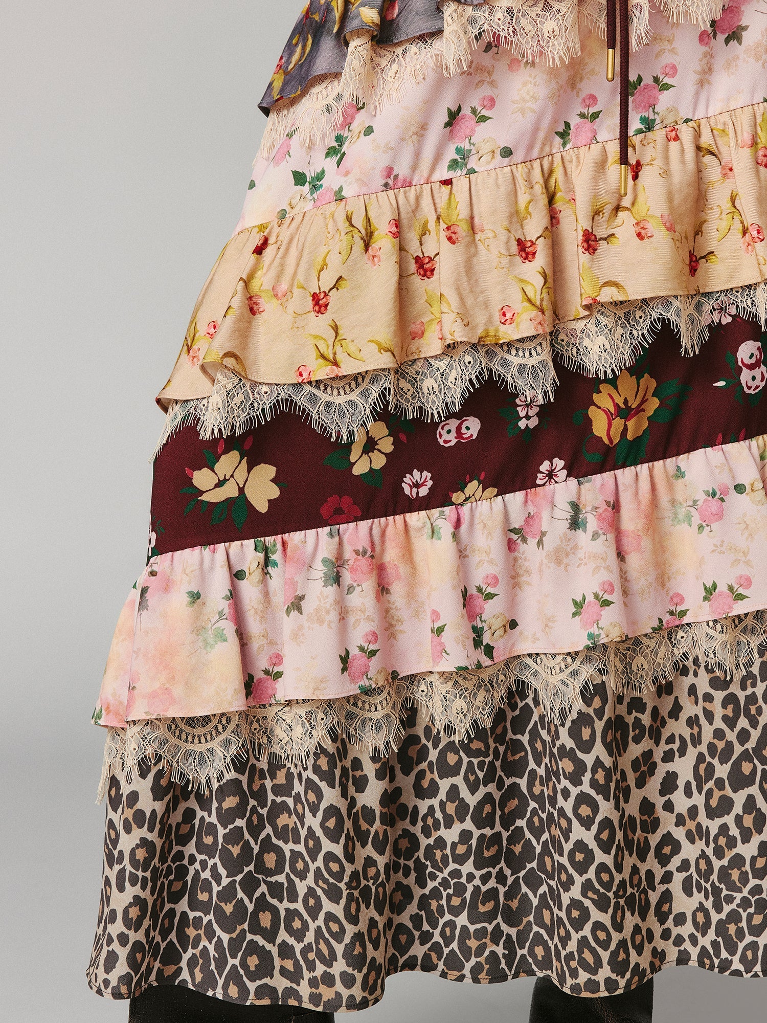 Romantic floral print ruffle maxi skirt