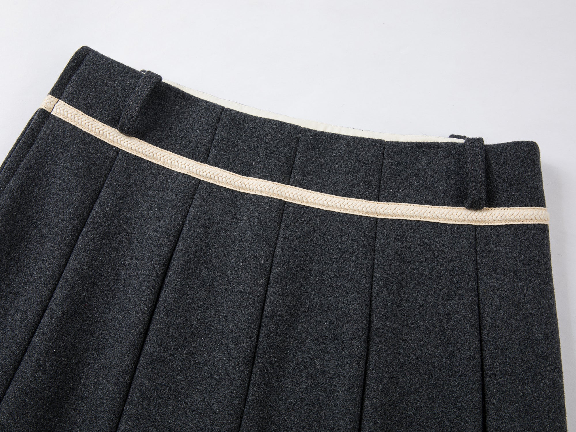 School-style pleated wool skirt