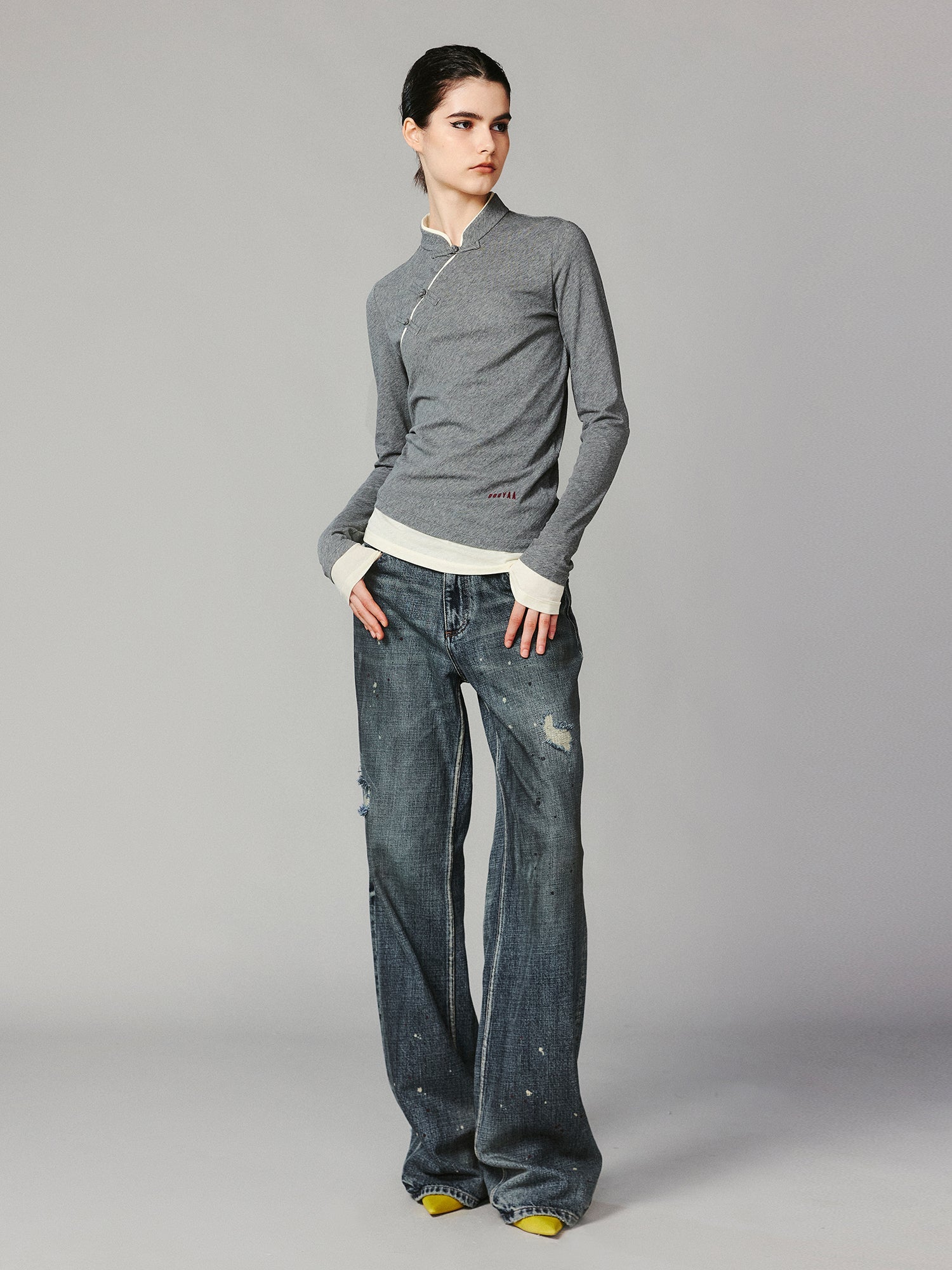 Asymmetrical frog button long sleeve T-shirt