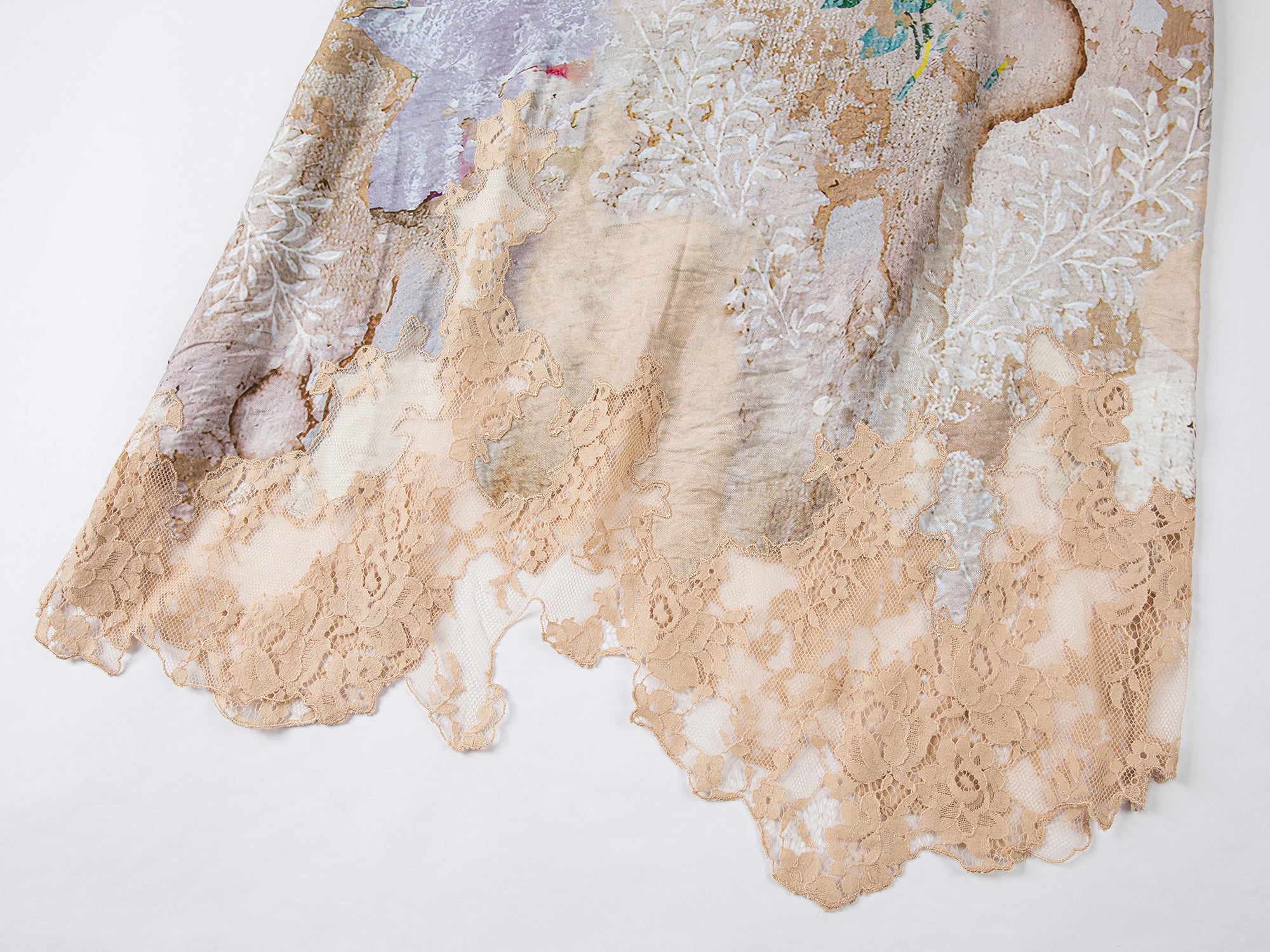 Floral wallpaper lace skirt