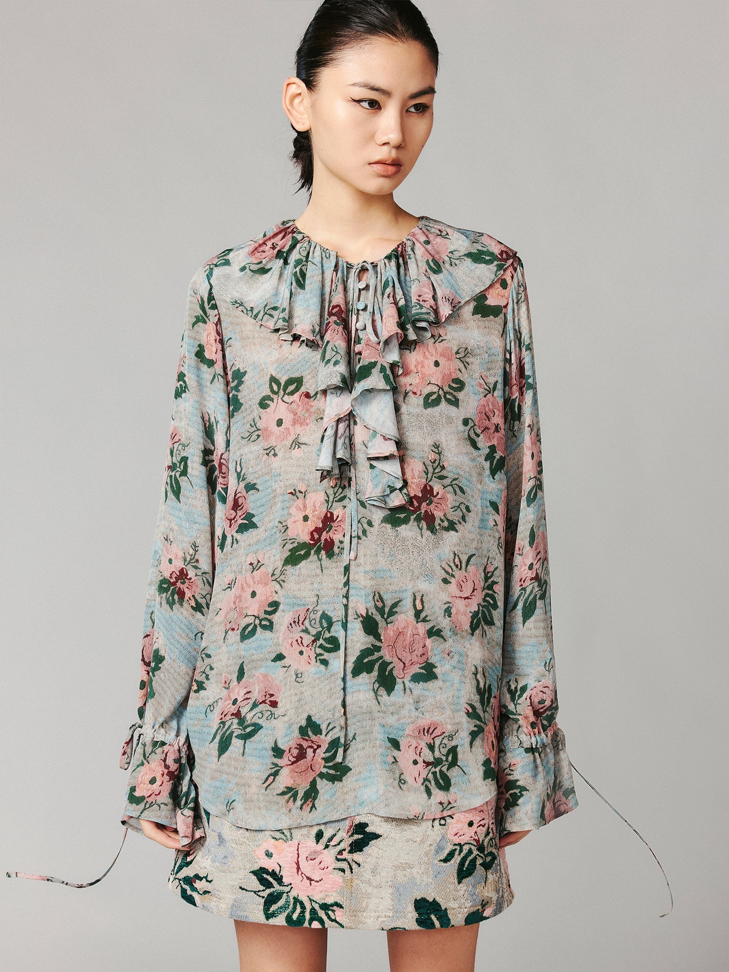 Vintage romantic wallpaper floral shirt