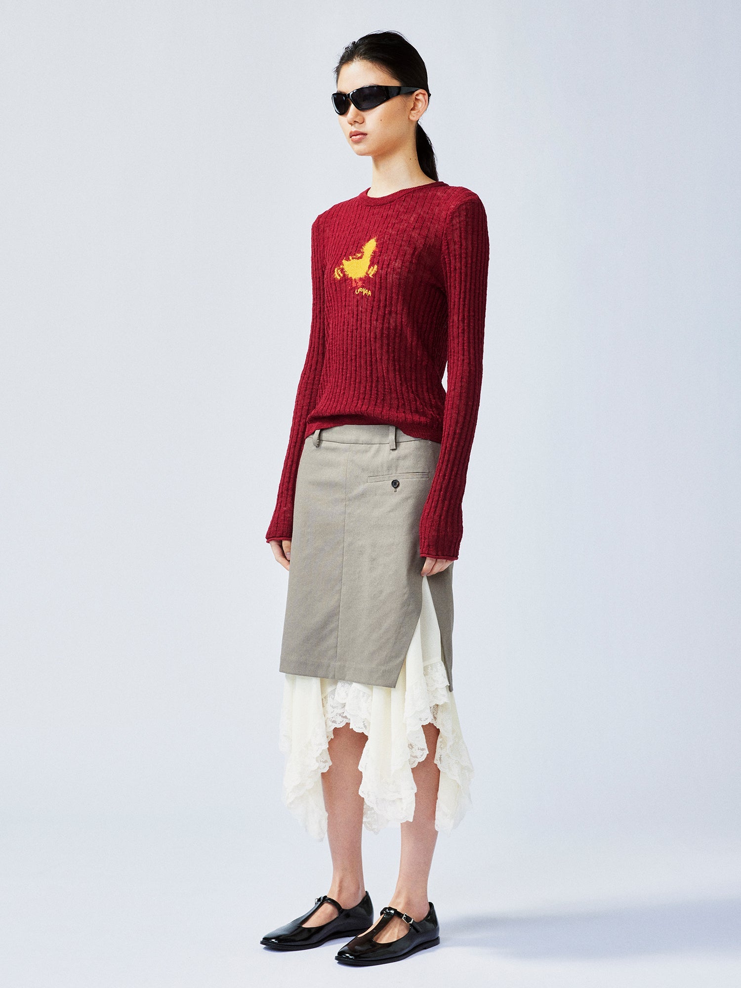 Dynamic "I" duck pullover sweater