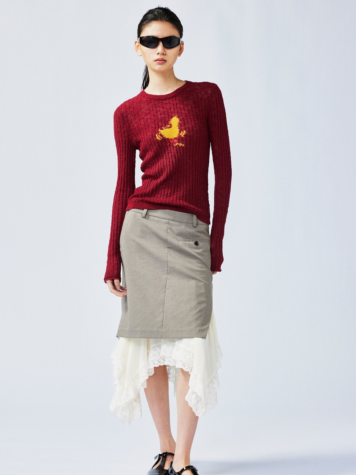 Dynamic "I" duck pullover sweater