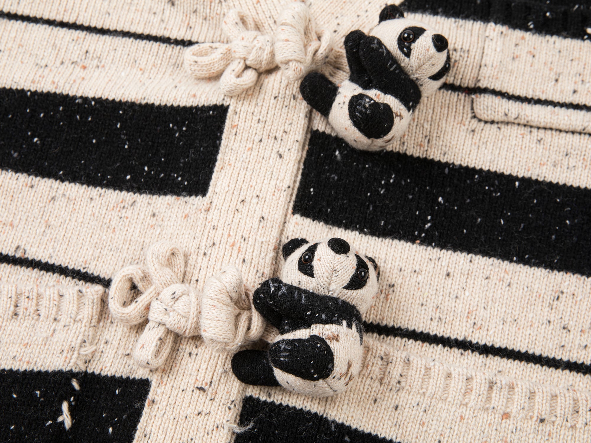 Vintage stripe hugging panda V-neck wool cardigan