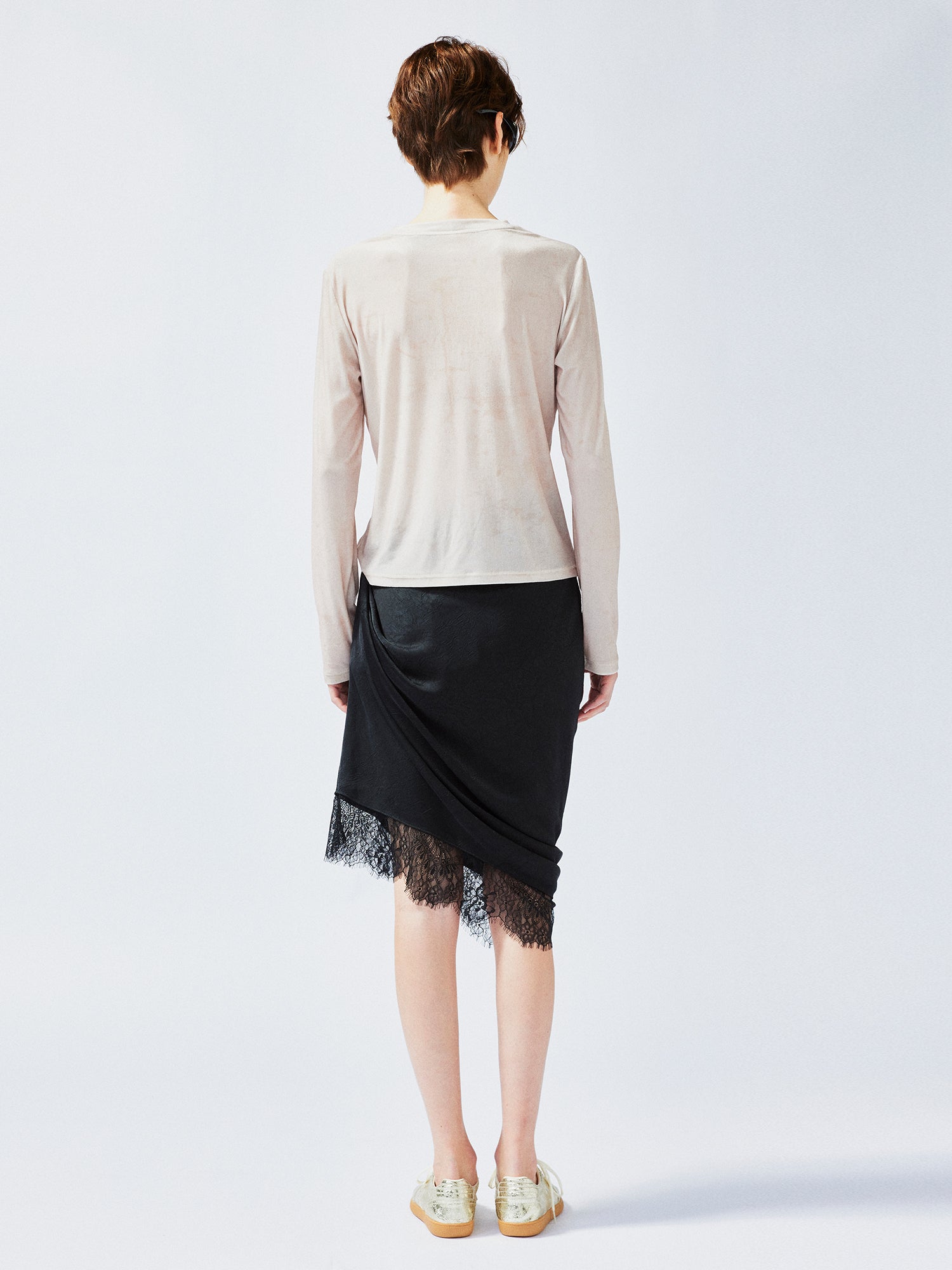 "Sweet and elegant" surreal goldfish velvet long-sleeve T-shirt