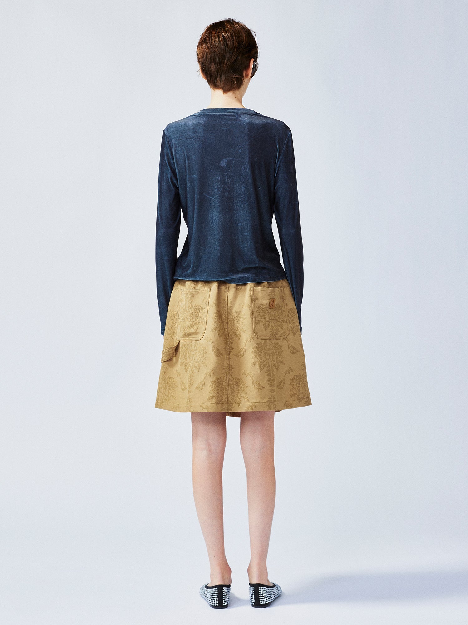 "Sweet and elegant" surreal goldfish velvet long-sleeve T-shirt