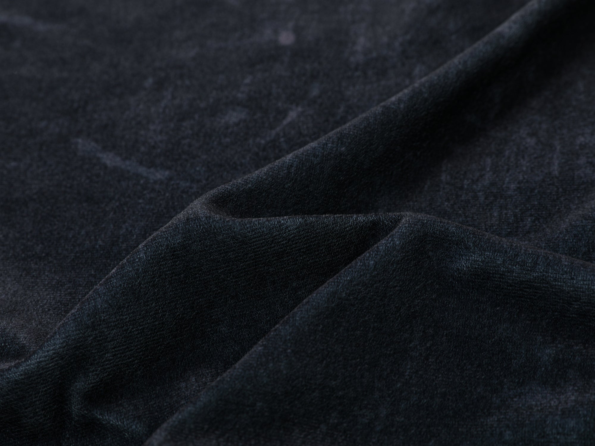 "Sweet and elegant" surreal goldfish velvet long-sleeve T-shirt