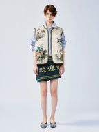 Charming and soothing garden cat pattern jacquard vest