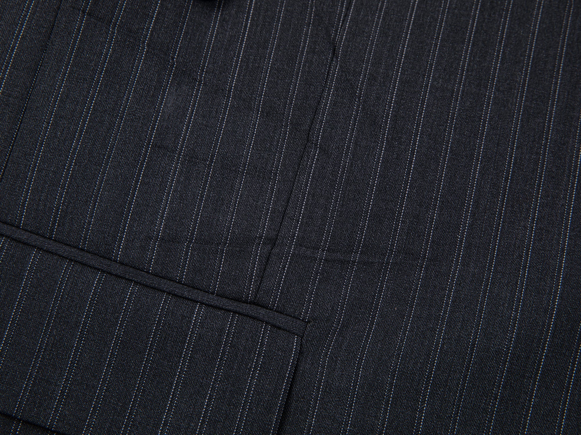 Pulled pleated notch collar blazer with authentic wear marks