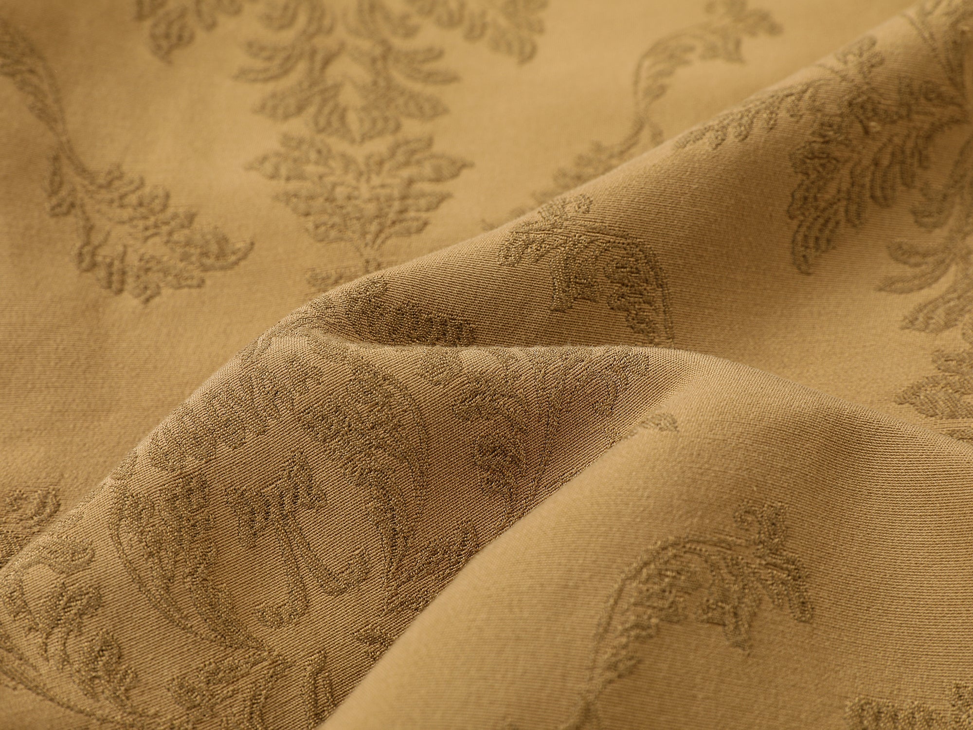 Nostalgia-evoking classic jacquard cargo pants