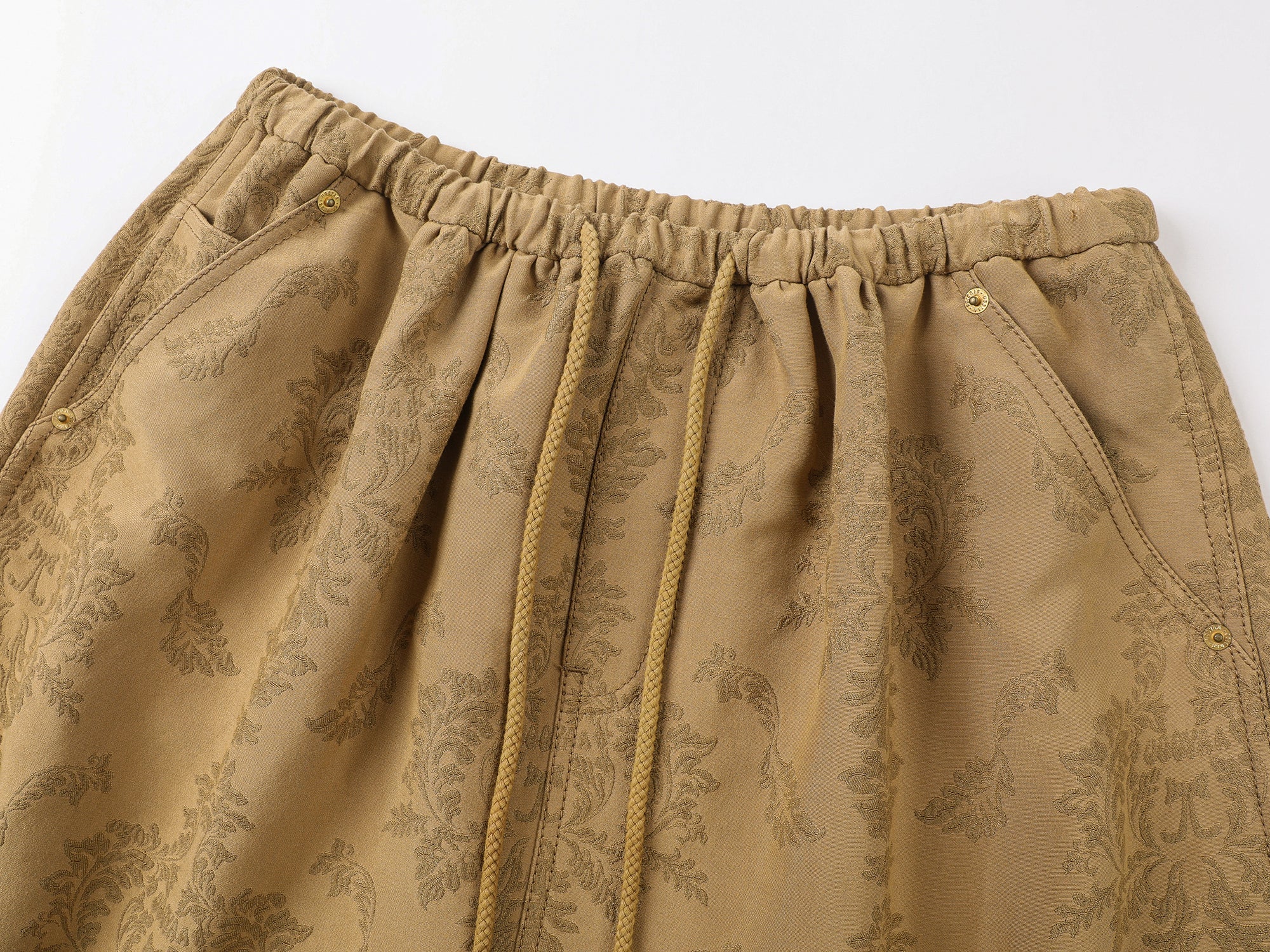 Nostalgia-evoking classic jacquard cargo skirt