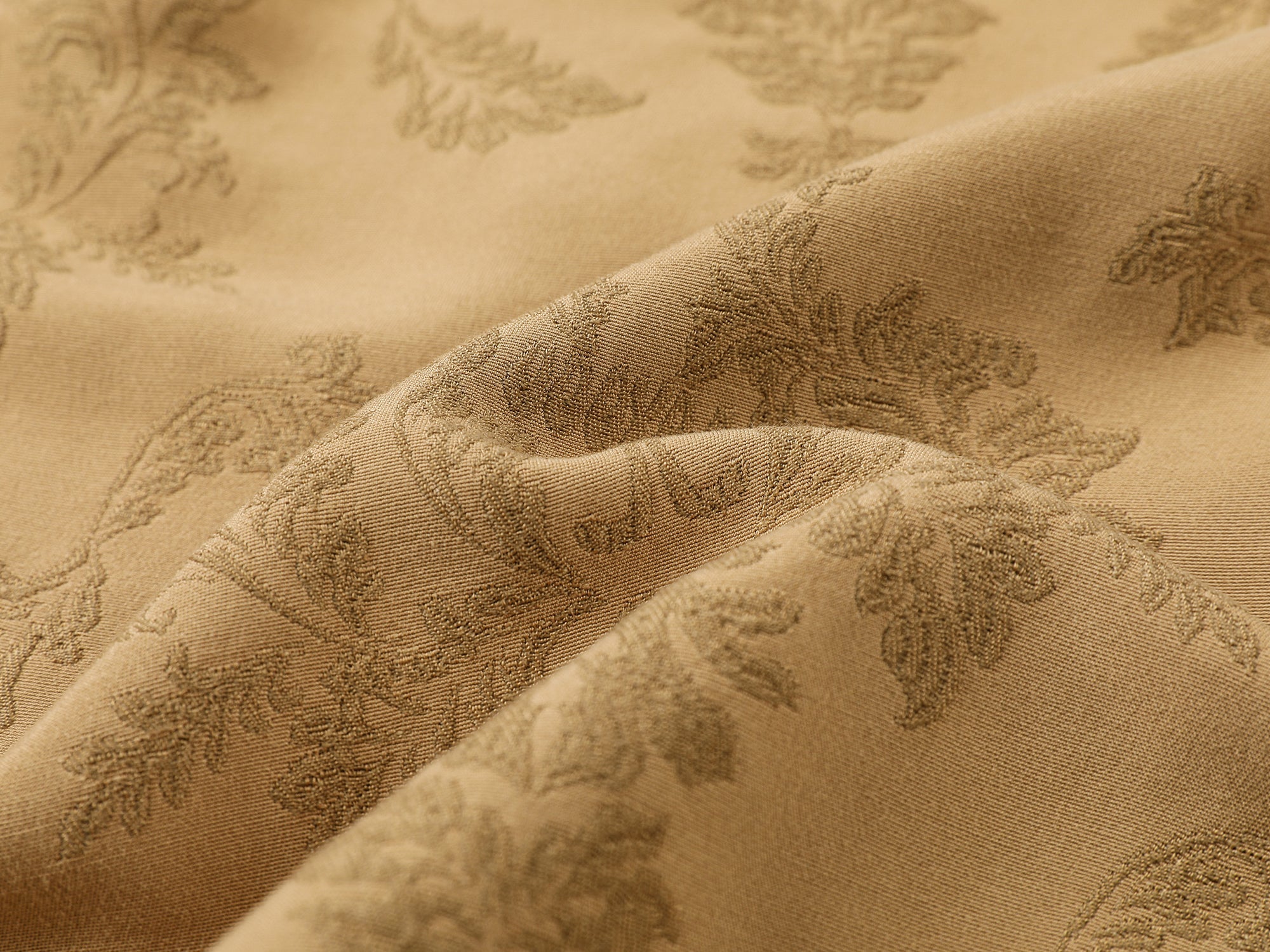 Nostalgia-evoking classic jacquard cargo skirt