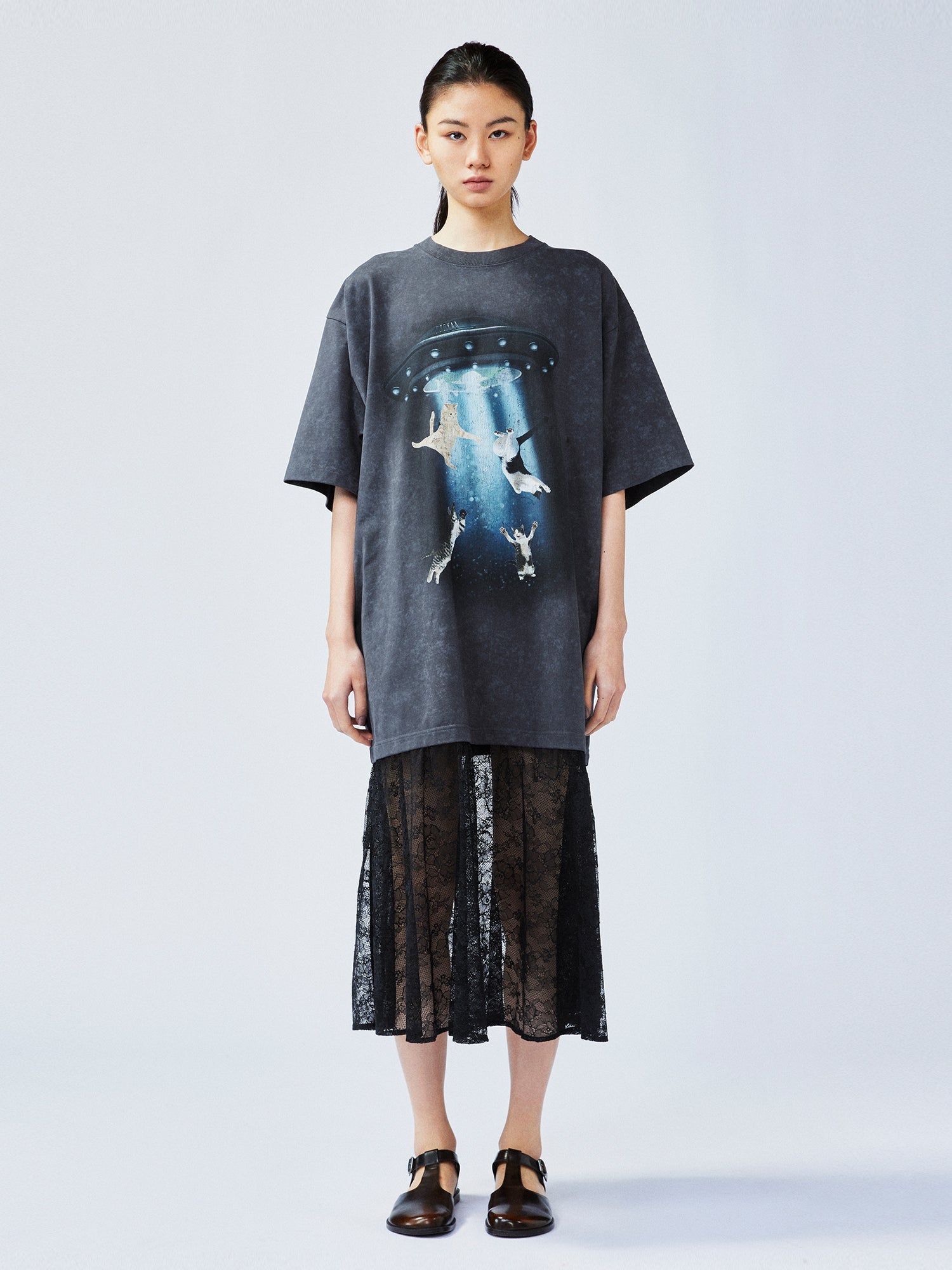 Playfully witty "UFO beaming cat" graphic T-shirt dress