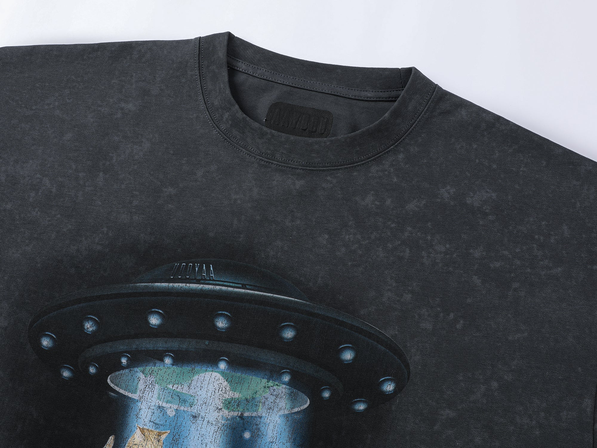 Playfully witty "UFO beaming cat" graphic T-shirt dress