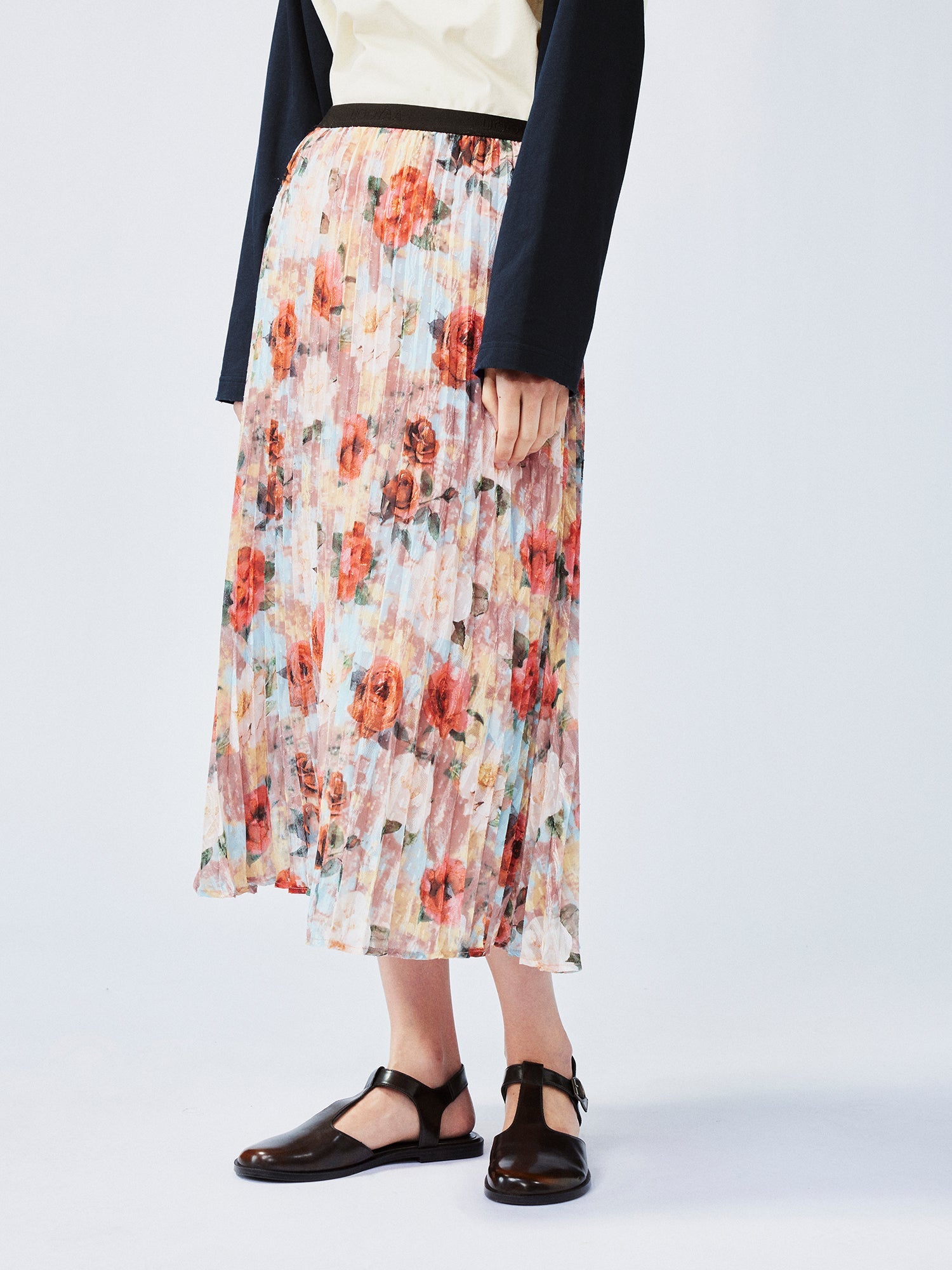 New Vintage romantic rose pleated skirt