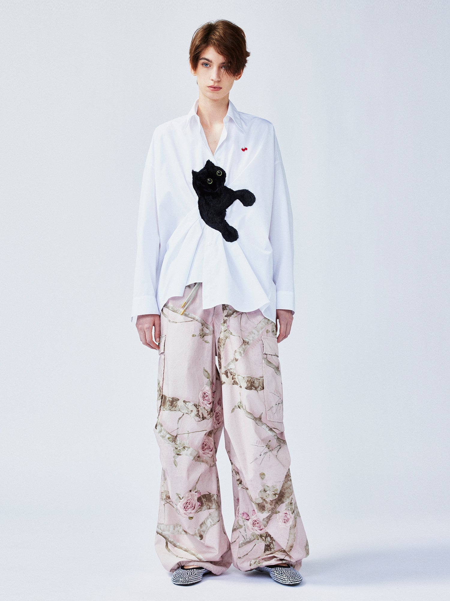 Playful cat chasing butterfly shirt