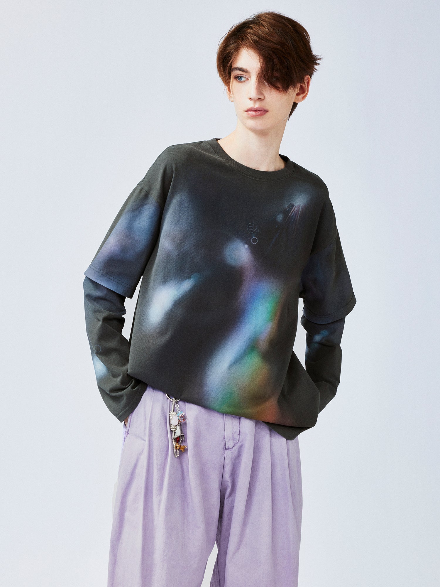 Dreamy halo cat layered T-shirt