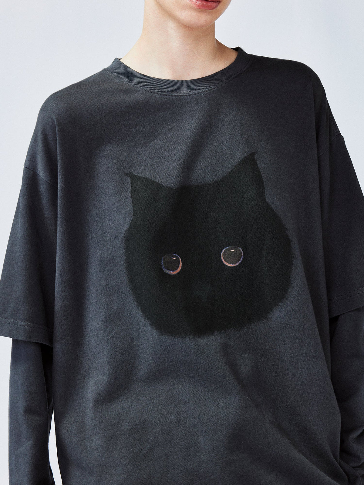 ぽっちゃり黒猫フェイクツーピースTシャツ
