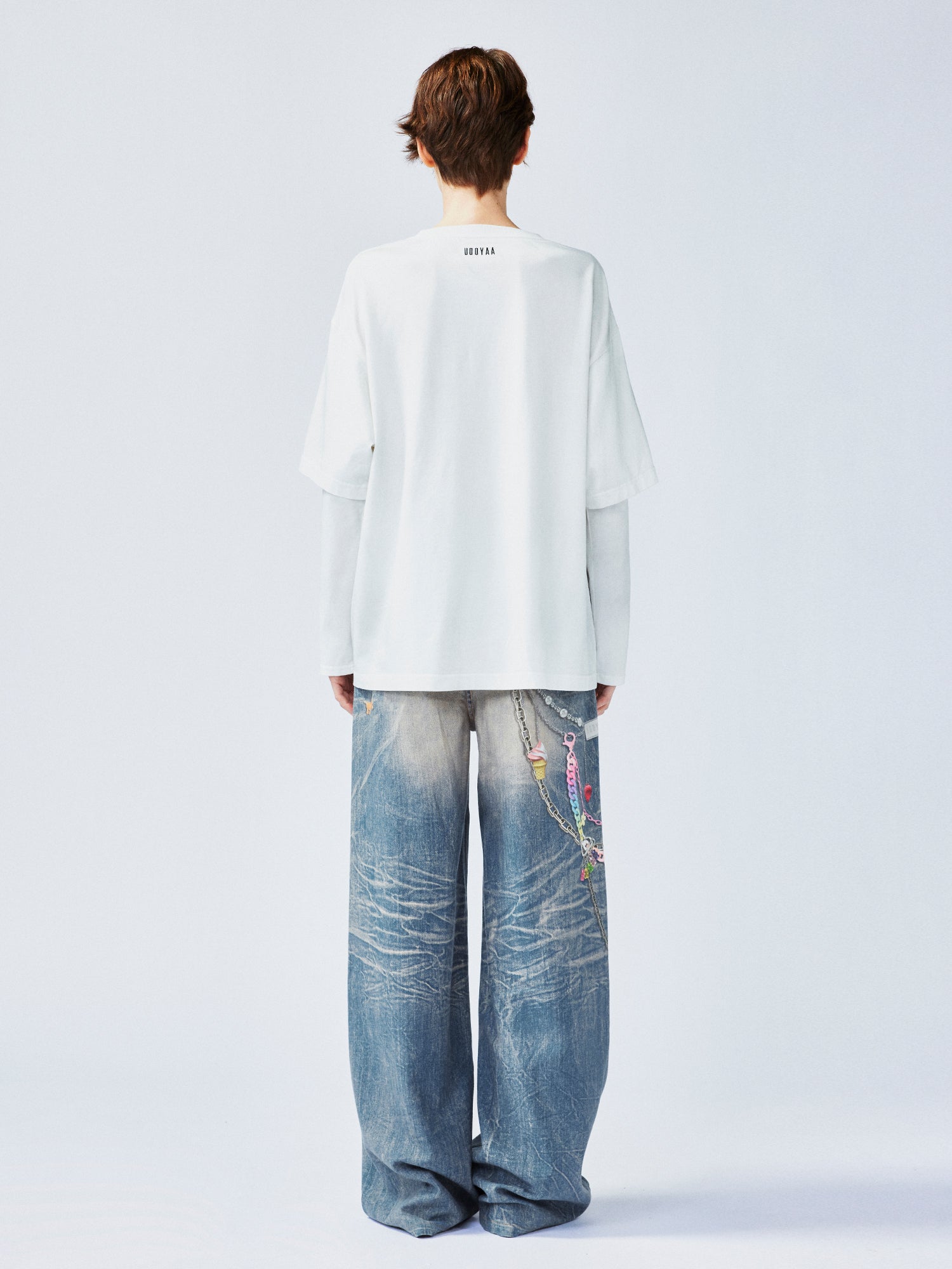 Chubby black cat faux two-piece T-shirt