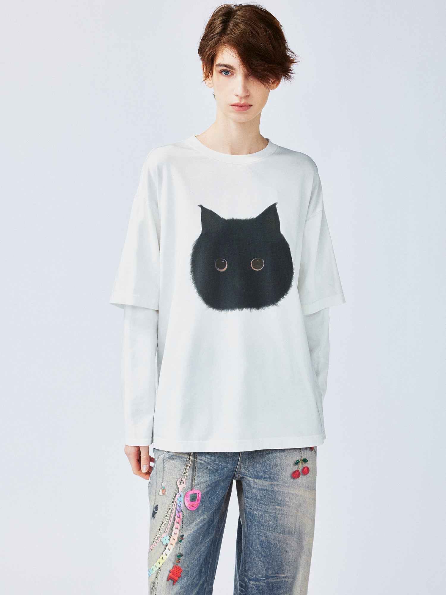 Chubby black cat faux two-piece T-shirt