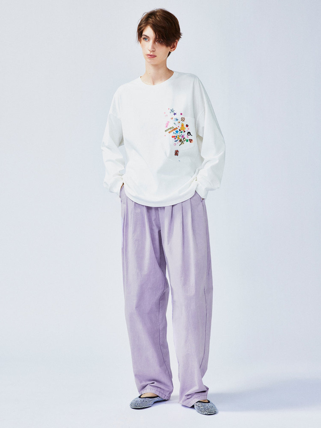 Playful sticker patch long-sleeve T-shirt