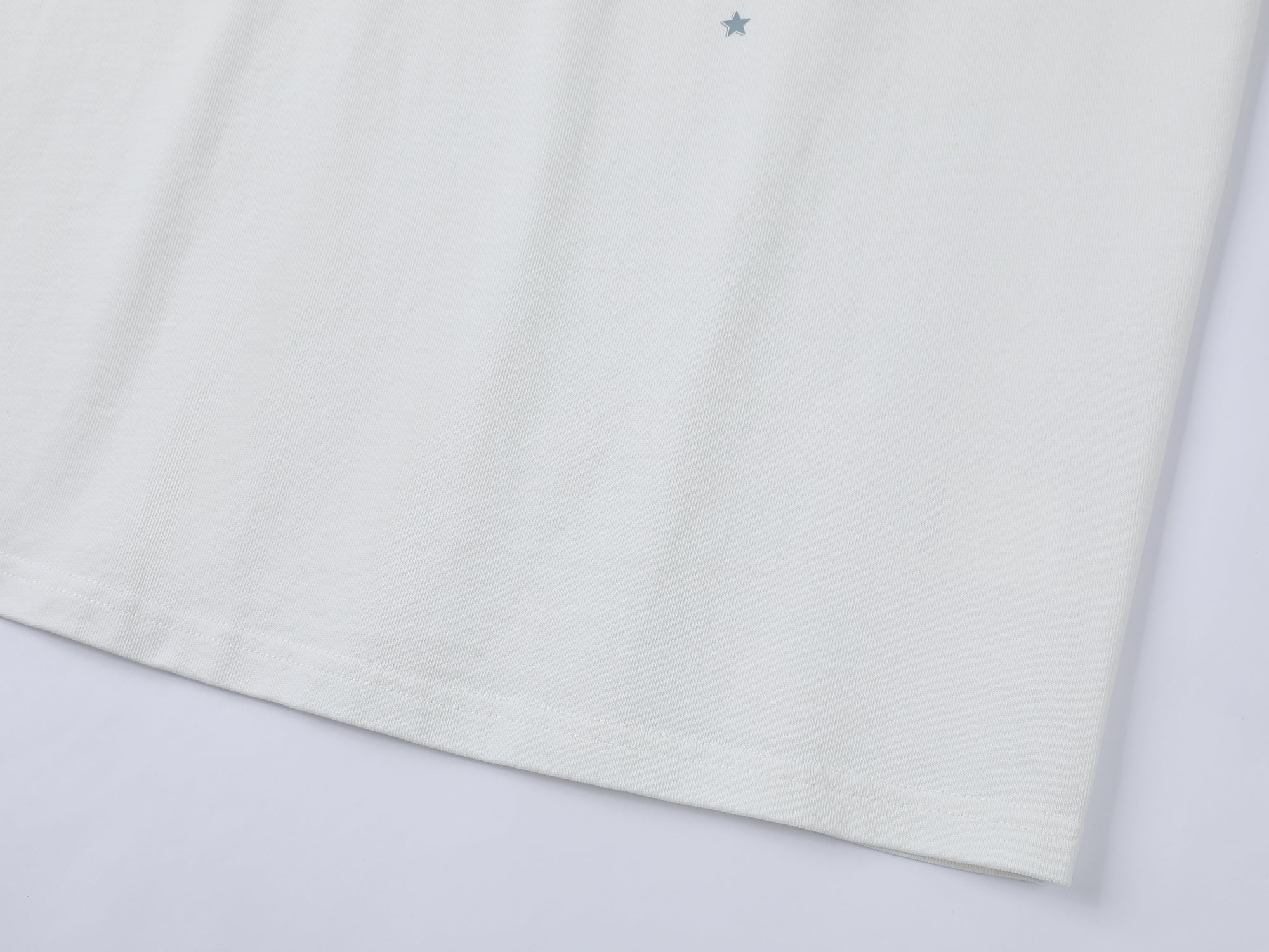 Playful sticker patch long-sleeve T-shirt