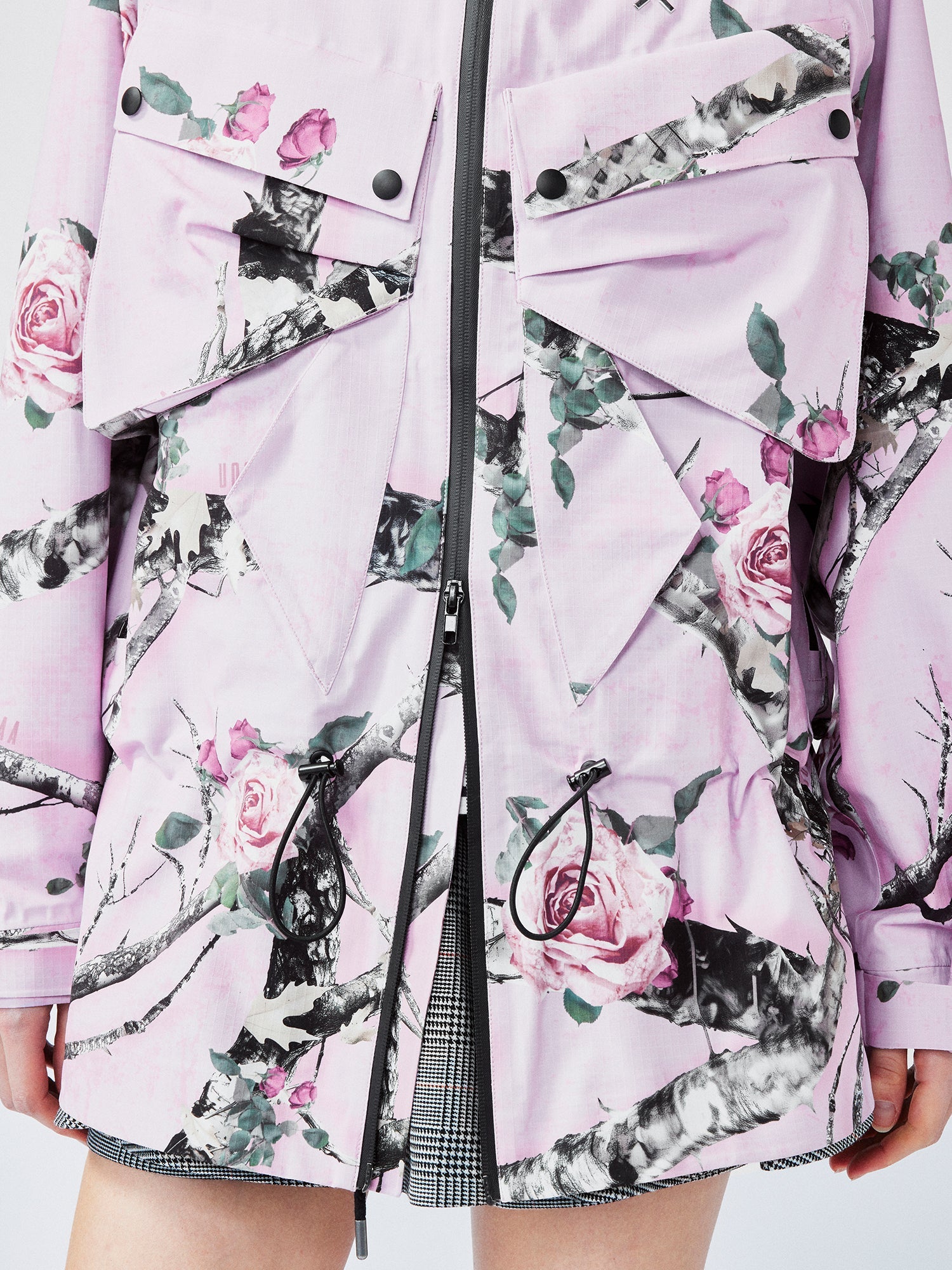 Rose tree pattern camo bow functional jacket