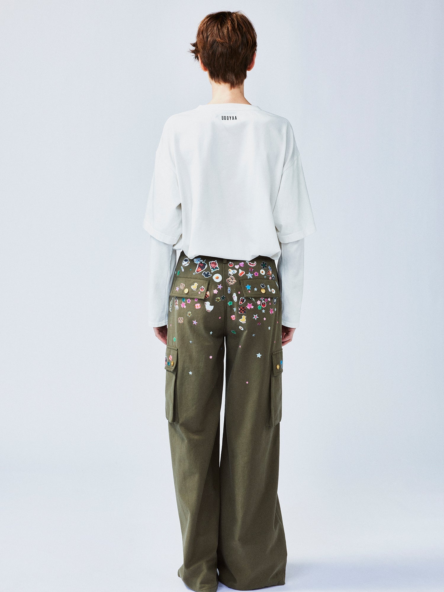 Playful sticker patch army green cargo pants