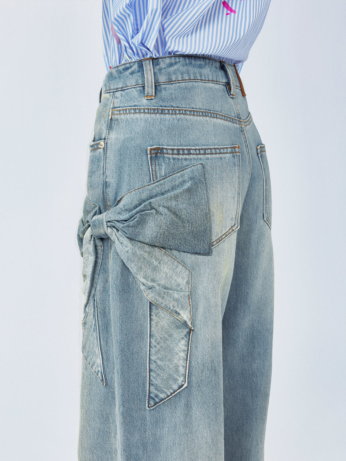 Bow jeans