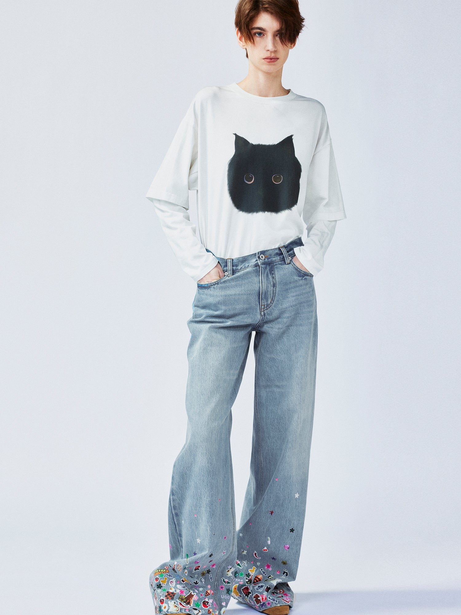 Playful sticker patch jeans