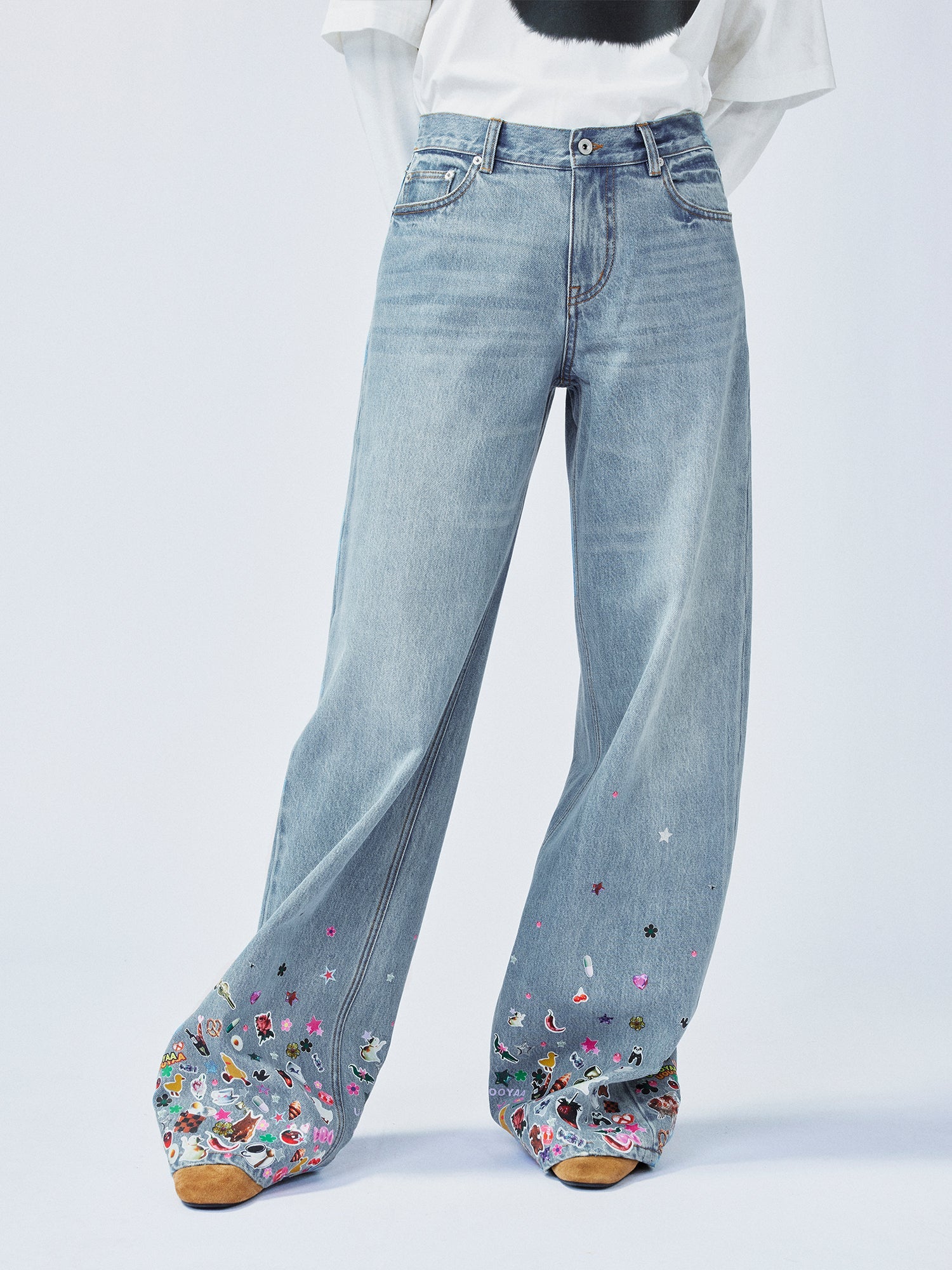 Playful sticker patch jeans