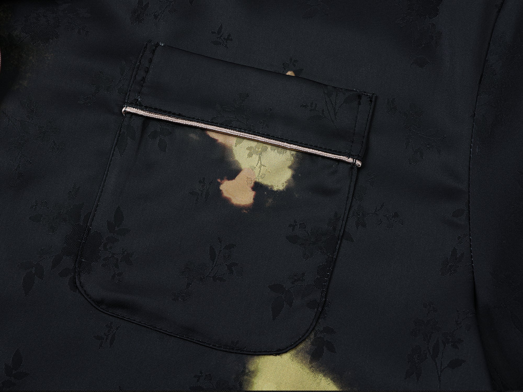 "I" duck pajama-style shirt