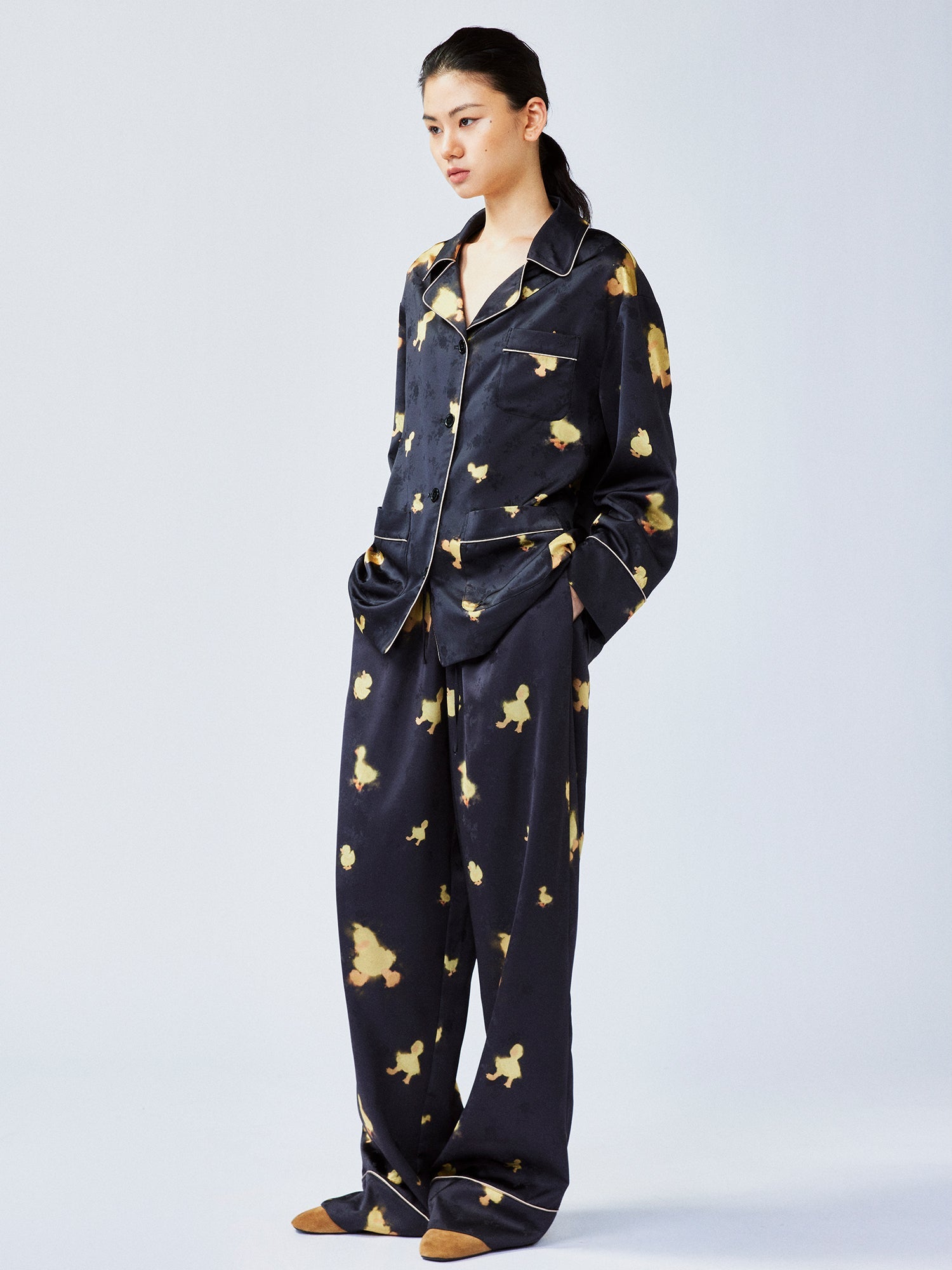 "I" duck pajama-style trousers