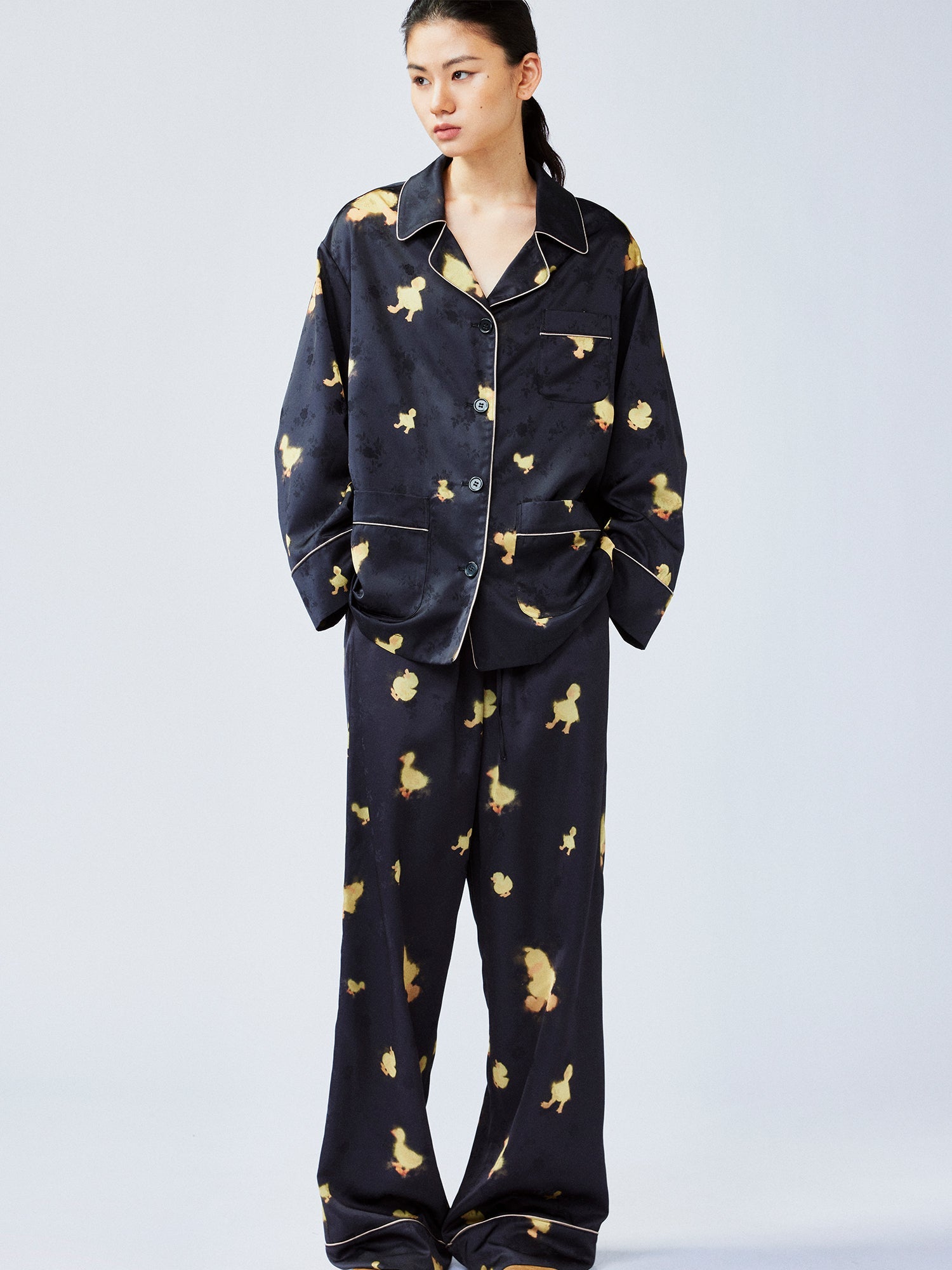 "I" duck pajama-style trousers