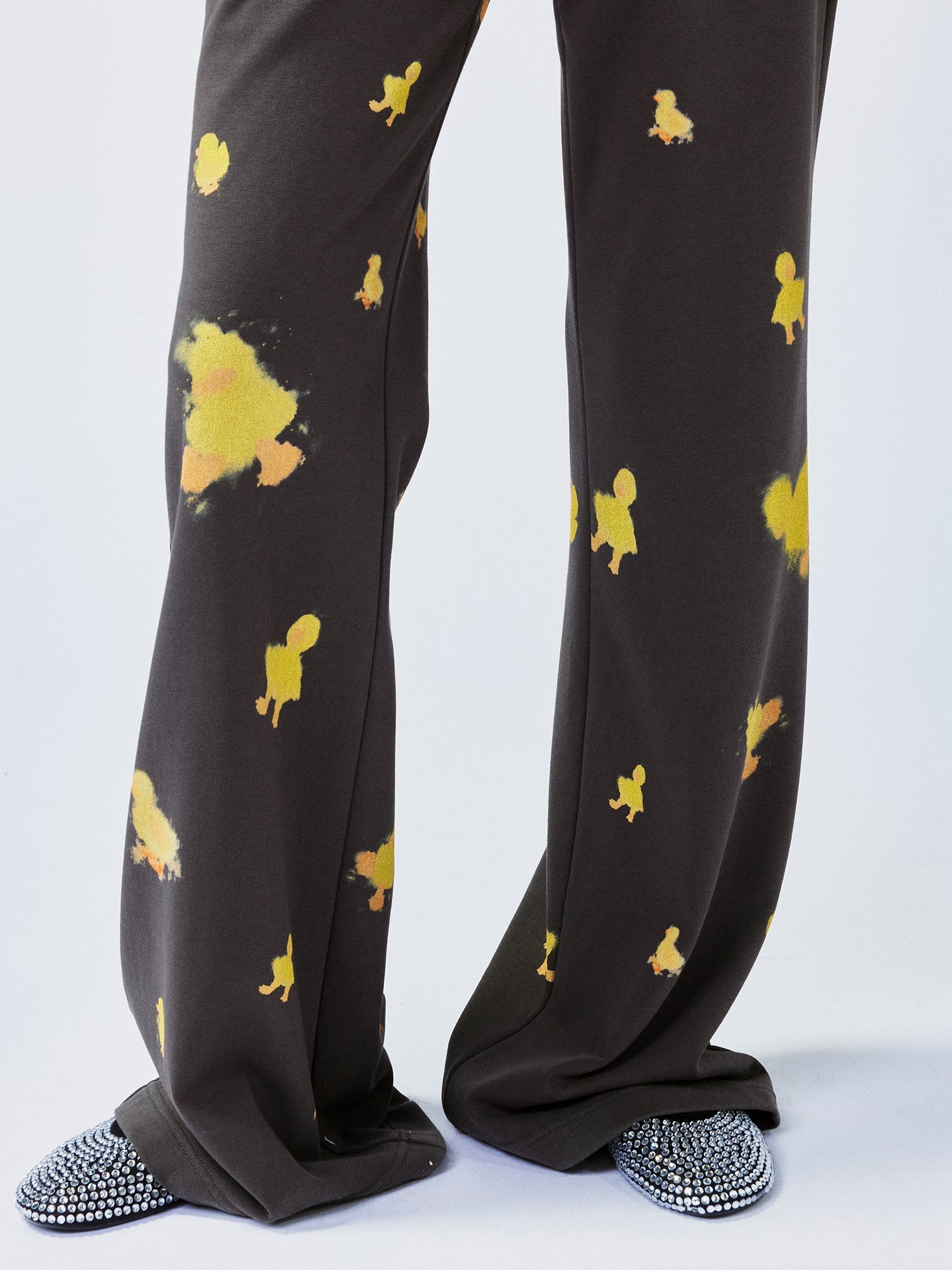 "I" duck flared pants