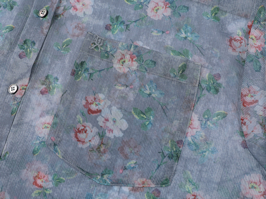 ロマンチックな壁紙の花柄シャツ