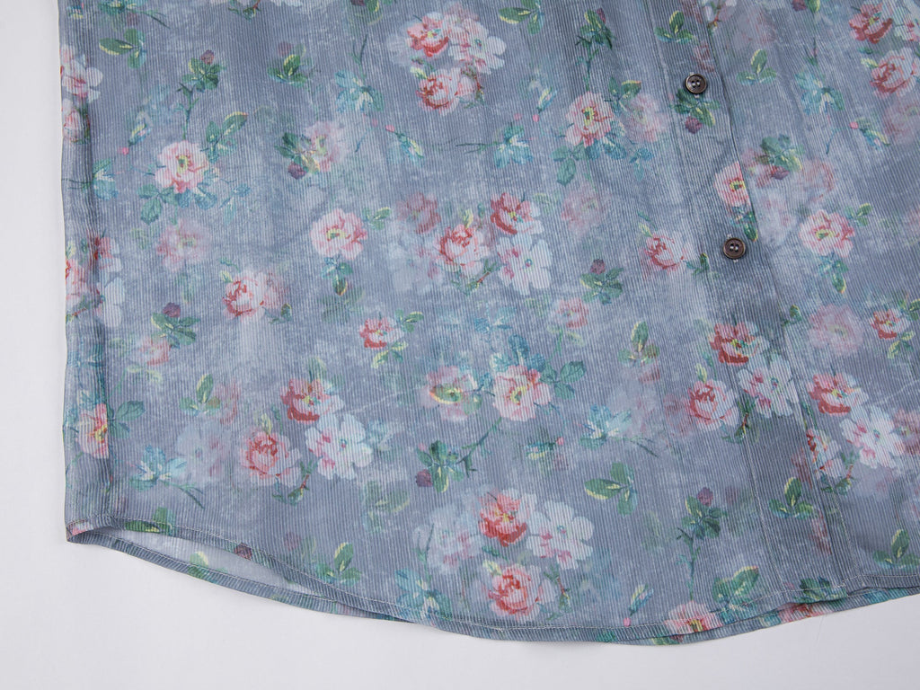 ロマンチックな壁紙の花柄シャツ