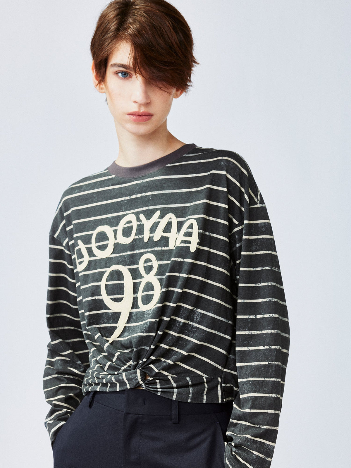 ツイストノットストライプTシャツ