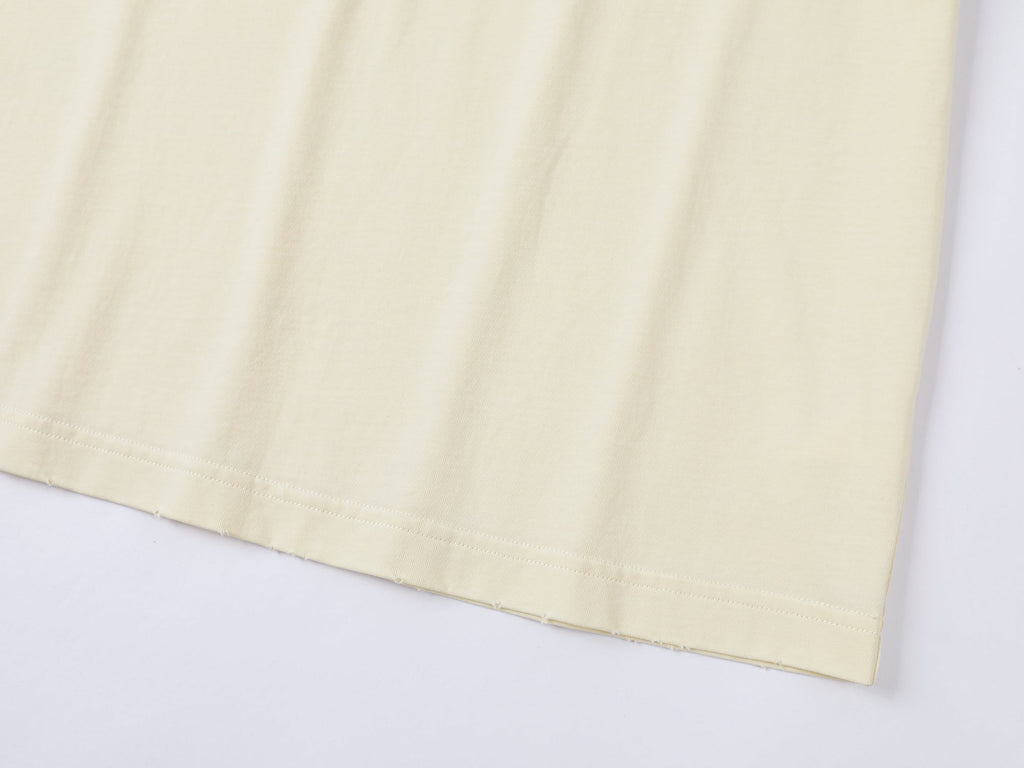 Playful apple worm raglan sleeve T-shirt