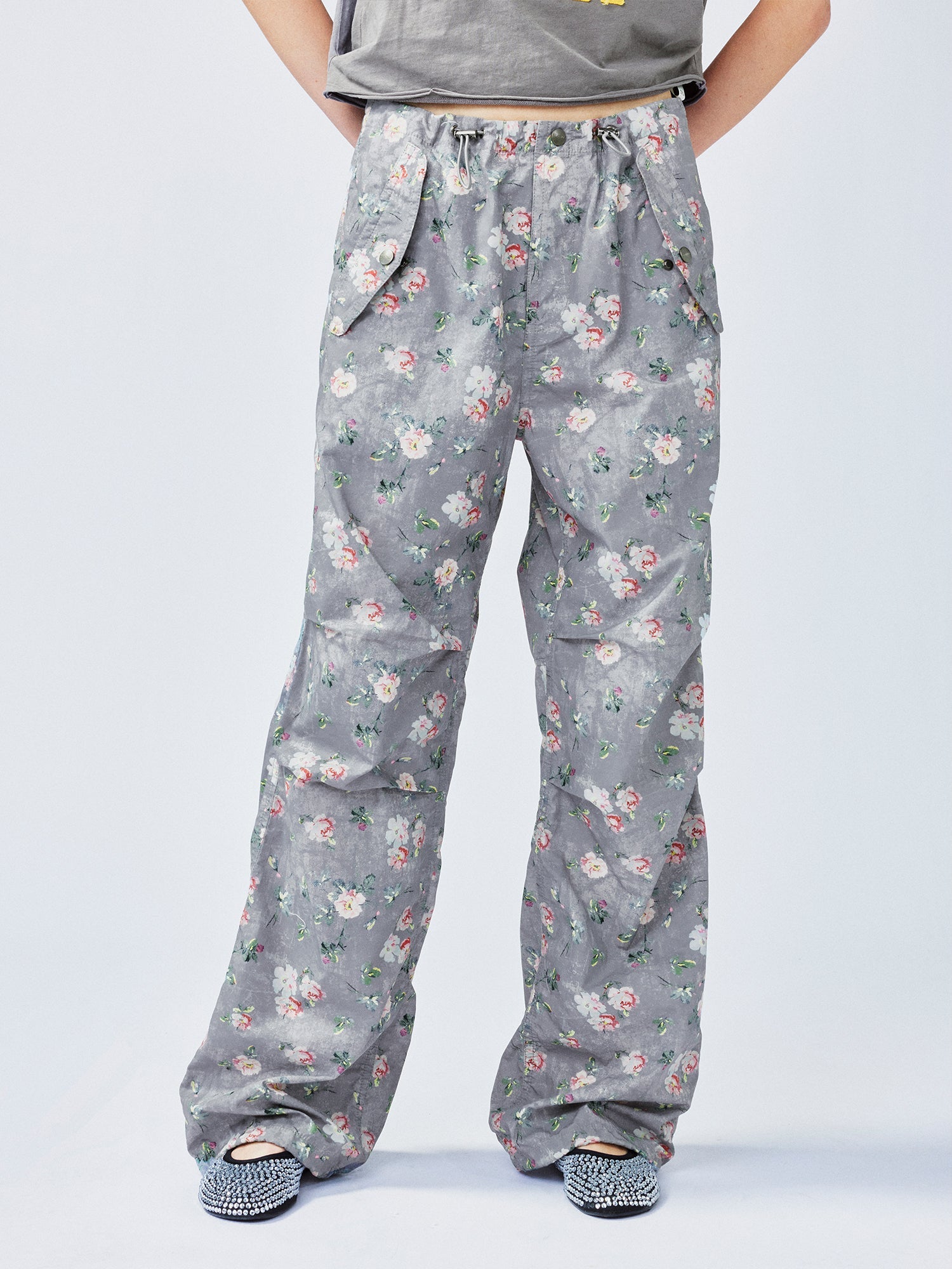 Romantic wallpaper floral utility pants