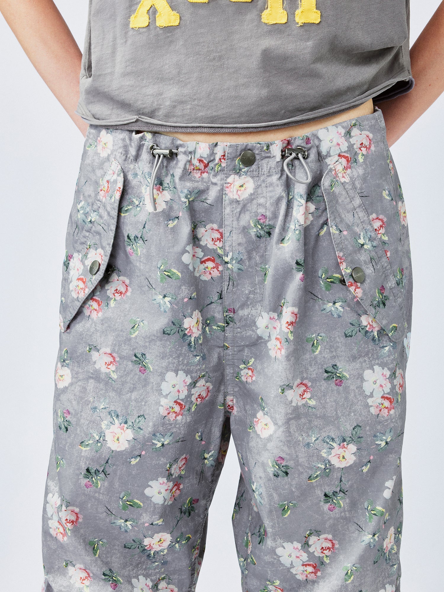 Romantic wallpaper floral utility pants