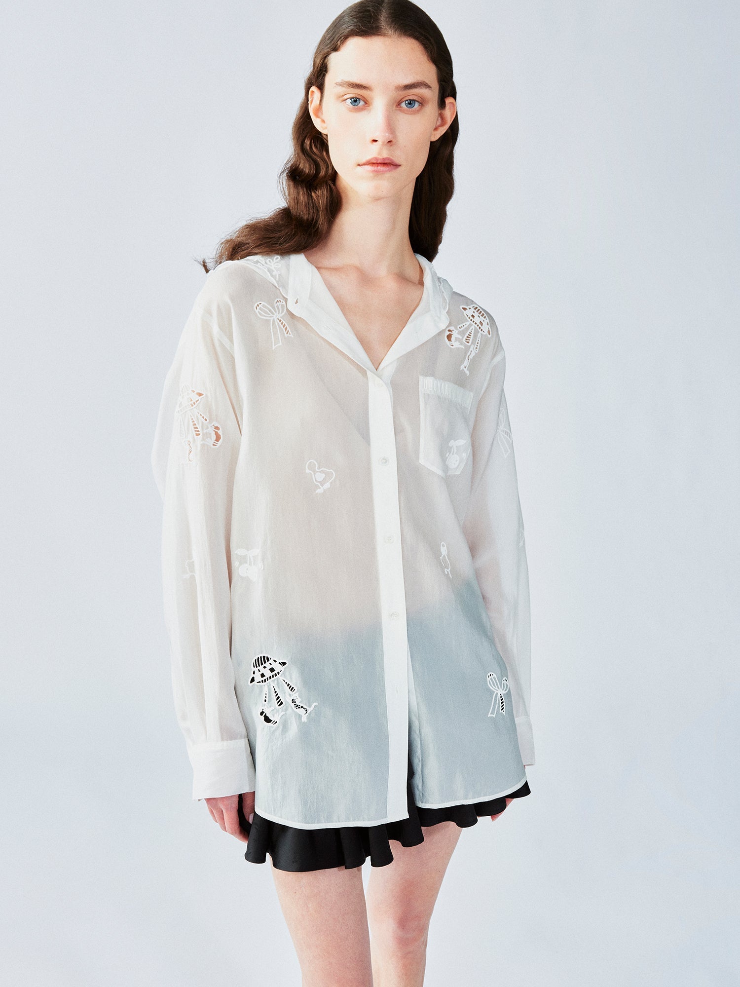 Embroidered cutout hooded shirt